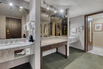 Suite, 1 King Bed, Non Smoking, Refrigerator & Microwave (Larger Room)