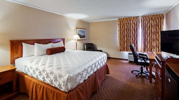 Standard Room, 1 King Bed, Accessible, Non Smoking