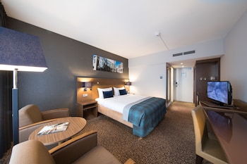 Deluxe Room, Balcony