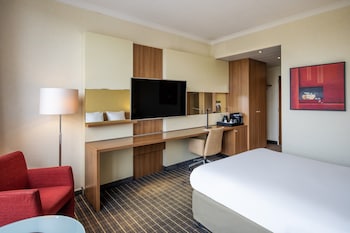 Standard Room, 1 Queen Bed