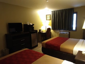 Standard Room, 1 Queen Bed, Non Smoking