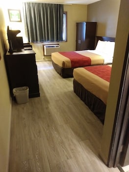 Room, 2 Queen Beds, Non Smoking