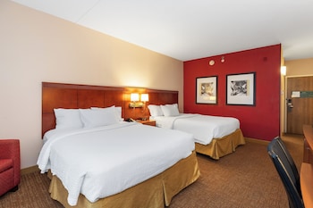 Deluxe Room, 2 Queen Beds, Balcony (Balcony)