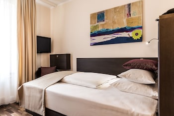 Economy Room, 1 Double Bed
