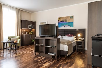 Junior Studio Suite