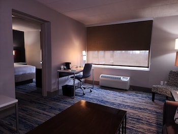Suite, 1 King Bed, Non Smoking, Refrigerator (Separate Living Room;with Sofabed)