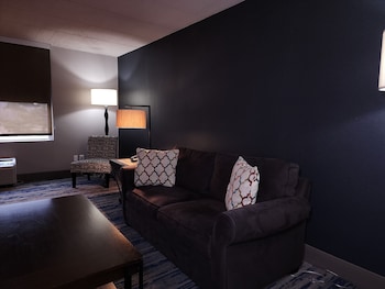 Suite, 1 King Bed, Non Smoking, Refrigerator (Separate Living Room;with Sofabed)