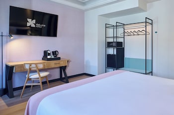 Deluxe Room (Puerta Elvira)