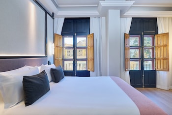 Deluxe Room (Puerta Elvira)