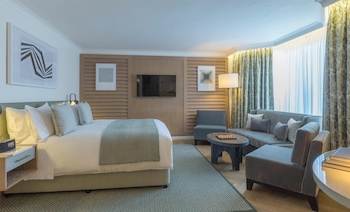 Junior Suite, 1 King Bed