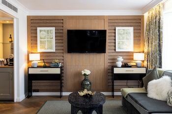 Niven Suite