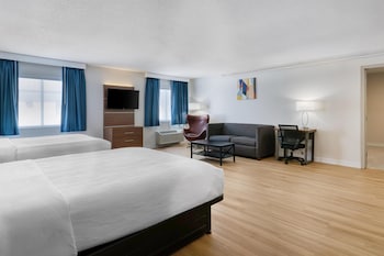 Standard Room, 2 Queen Beds, Non Smoking, Kitchen (Larger Room, Sofabed, Full Kitchen)