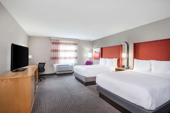 Room, 2 Queen Beds, Accessible, Non Smoking (Mobility/Hearing,tub w grab bars)