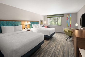 Room, 2 Queen Beds, Non Smoking