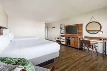 Room, 2 Queen Beds, Ocean View