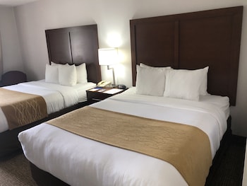 Standard Room, 2 Queen Beds, Non Smoking