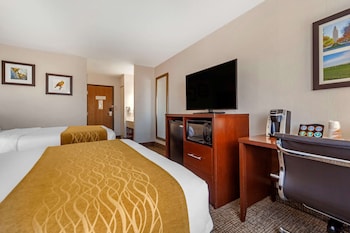 Standard Room, 2 Queen Beds, Non Smoking