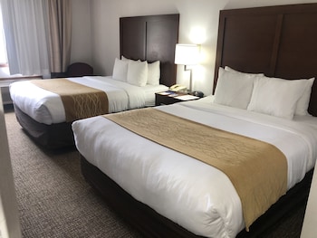 Standard Room, 2 Queen Beds, Non Smoking