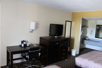 Room, 2 Queen Beds, Smoking