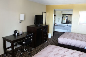 Standard Room, 2 Queen Beds, Non Smoking