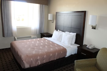 Room, 1 Queen Bed, Smoking