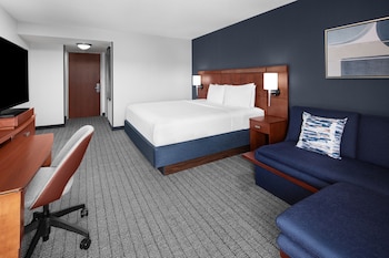 Room, 1 King Bed, Hearing Accessible (Accessible Bathtub)