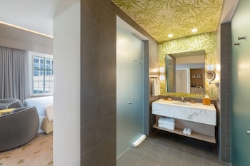 Junior Double or Twin Room, 1 King Bed