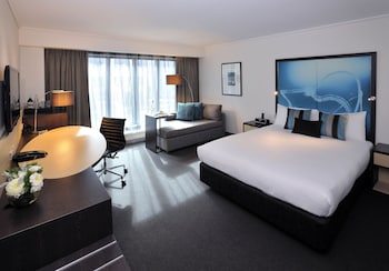 Deluxe Room, 1 King Bed