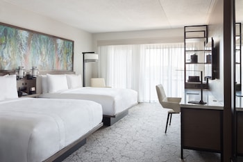 Room, 2 Queen Beds (Mobility/Hearing Accessible, Tub)