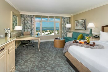 Room, 1 King Bed, Mobility Accessible