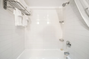 Suite, 1 King Bed