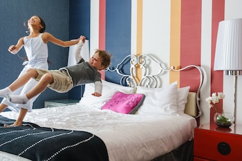 Deluxe Room, 1 King Bed