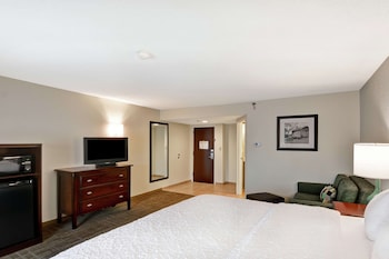 Deluxe Room, 1 King Bed
