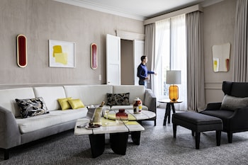 Suite, 1 Double Bed with Sofa bed (Opera, Separate living room)