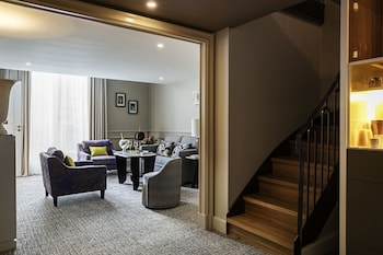 DUPLEX JUNIOR SUITE, 1 King or Queen Size Bed, Sofabed, Separate Lounge Area, Street View
