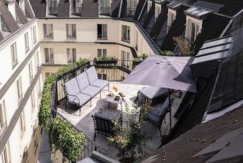 Suite, 1 Queen Bed, Terrace, Courtyard View