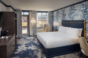 Room, 1 King Bed, Balcony