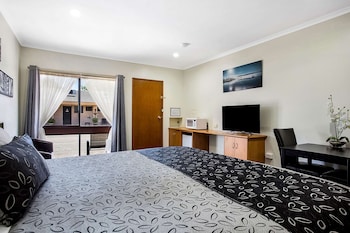 Superior Room, 1 King Bed, Non Smoking