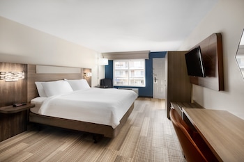 Standard Room, 1 King Bed, Accessible (MOBILITY)