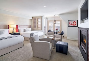 Room, 2 Queen Beds (Town Side)
