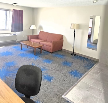 Suite, 2 Queen Beds, Non Smoking
