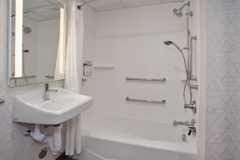 Standard Room, 2 Double Beds, Mobility Accessible (Communications)