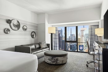 Room, 1 King Bed (Times Square View Room)