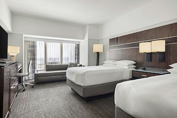 Deluxe Room, 2 Double Beds (with Chaise Lounge)
