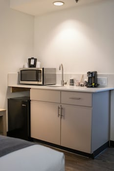 Basic Room, 1 King Bed with Sofa bed, Non Smoking