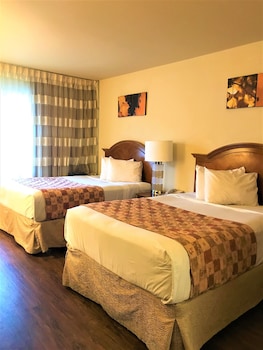 Room, 2 Queen Beds, Non Smoking