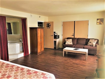 Studio Suite, 1 King Bed, Non Smoking