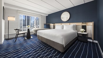 Room, 1 King Bed (High Floor)
