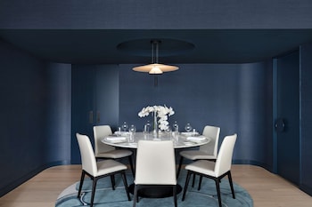 Suite (Regency Terrace)