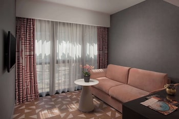 nhow Junior Suite